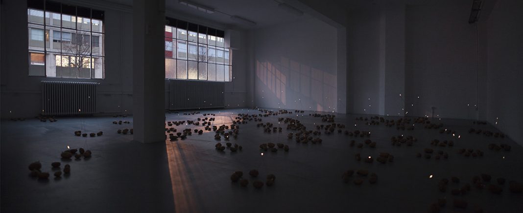 Esther Mathis – Isolated Systemshttps://www.exibart.com/repository/media/eventi/2016/05/esther-mathis-8211-isolated-systems-1068x436.jpg