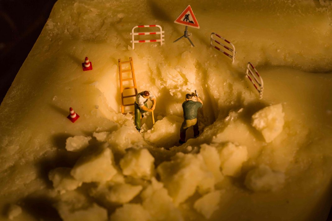 Johnny Pixel – microMONDIhttps://www.exibart.com/repository/media/eventi/2016/05/johnny-pixel-8211-micromondi-1068x712.jpg