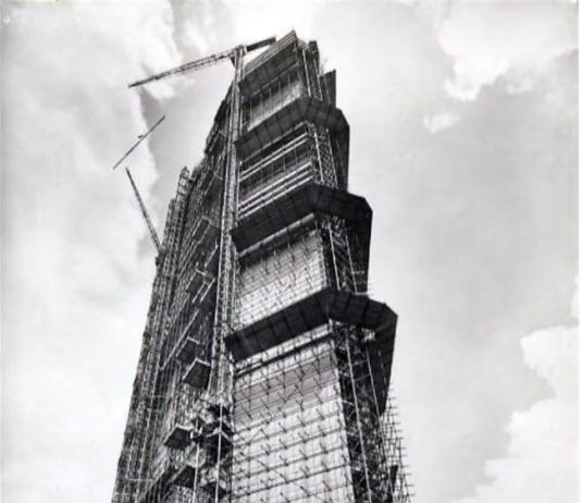 Le età del Grattacielo