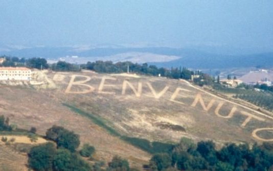 Benvenuto! Sislej Xhafa