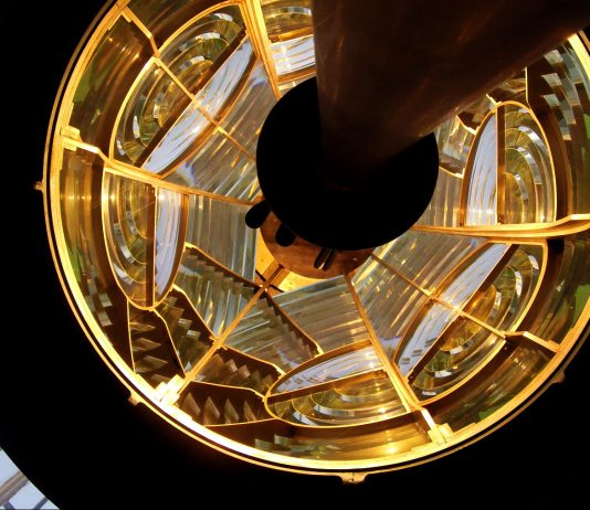 Carlos Casas – Caverne, Luci e Pietre