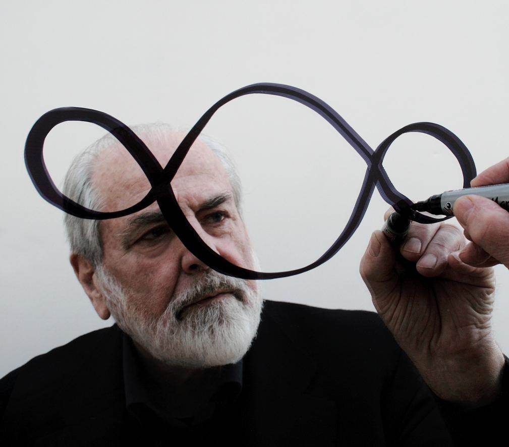 Michelangelo Pistoletto – Terzo Paradiso a Ravellohttps://www.exibart.com/repository/media/eventi/2016/07/michelangelo-pistoletto-8211-terzo-paradiso-a-ravello.jpg