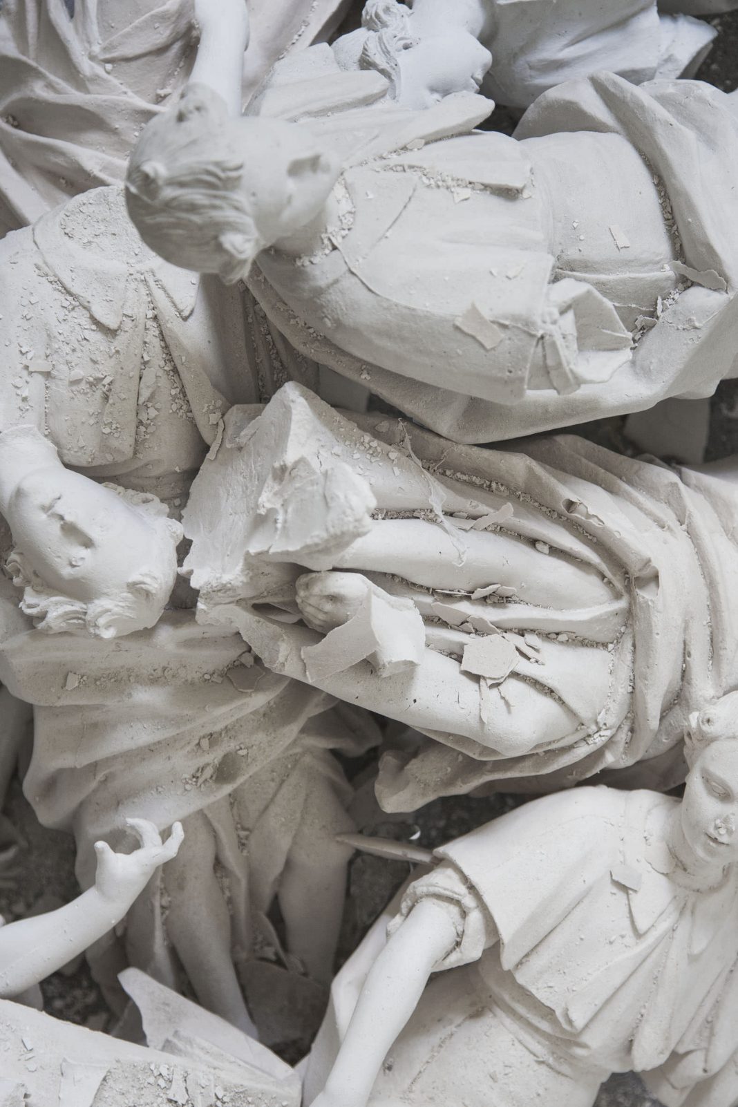 Philip Topolovac – Für immer (Per sempre)https://www.exibart.com/repository/media/eventi/2016/09/philip-topolovac-8211-für-immer-per-sempre-1068x1602.jpg