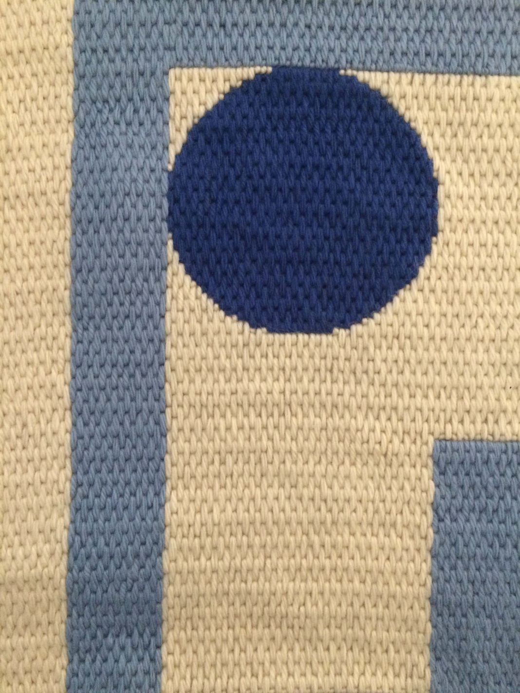 Trame. Tessuti, intrecci e texture tra arte e designhttps://www.exibart.com/repository/media/eventi/2016/09/trame.-tessuti-intrecci-e-texture-tra-arte-e-design-1068x1424.jpg