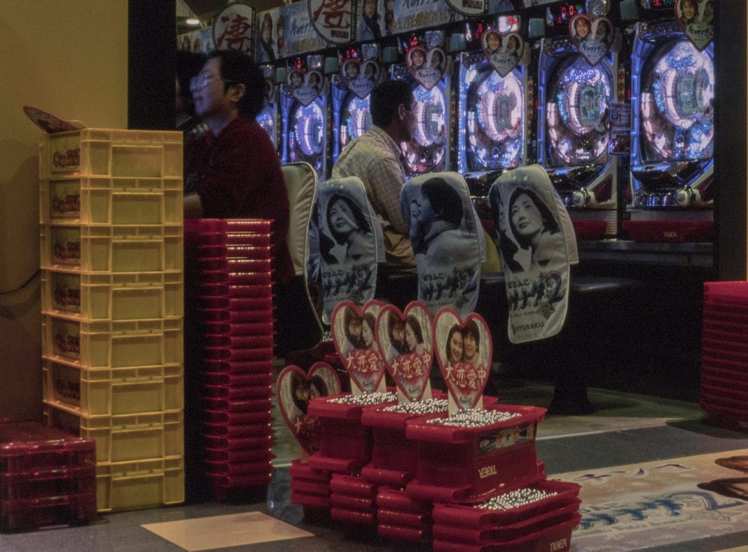 Tris Vonna-Michell – Registerhttps://www.exibart.com/repository/media/eventi/2016/10/tris-vonna-michell-8211-register-1068x788.jpg