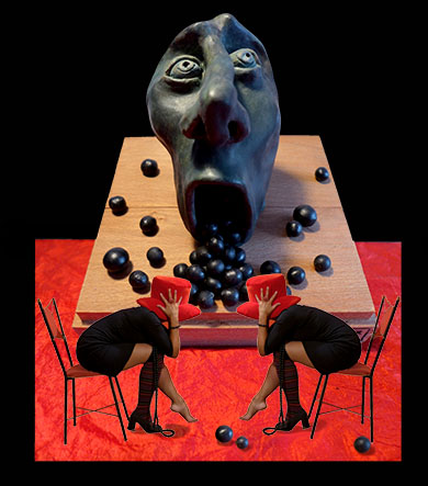 Viola Di Massimo – The monster in the box