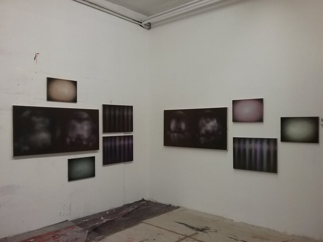 Marco Grimaldi – Satelliti in Attesahttps://www.exibart.com/repository/media/eventi/2016/11/marco-grimaldi-8211-satelliti-in-attesa-1068x801.jpg