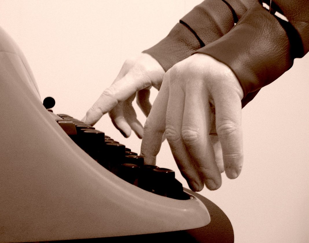 Antonio Fumagalli – Lettere mai scritte…https://www.exibart.com/repository/media/eventi/2016/12/antonio-fumagalli-8211-lettere-mai-scritte8230-1068x842.jpg