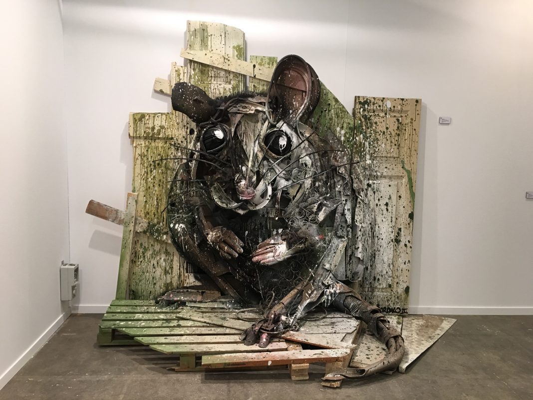 Bordalo II – Decomposedhttps://www.exibart.com/repository/media/eventi/2016/12/bordalo-ii-8211-decomposed-1068x801.jpg