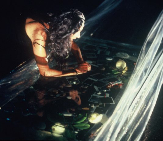 Anna Oberto – Mémoires Liquides Pierres et Cristaux. Écritures à Mesure de Femme