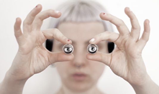 Marzia Avallone – In Carne Sancti. Il Chiasmo degli Sguardi