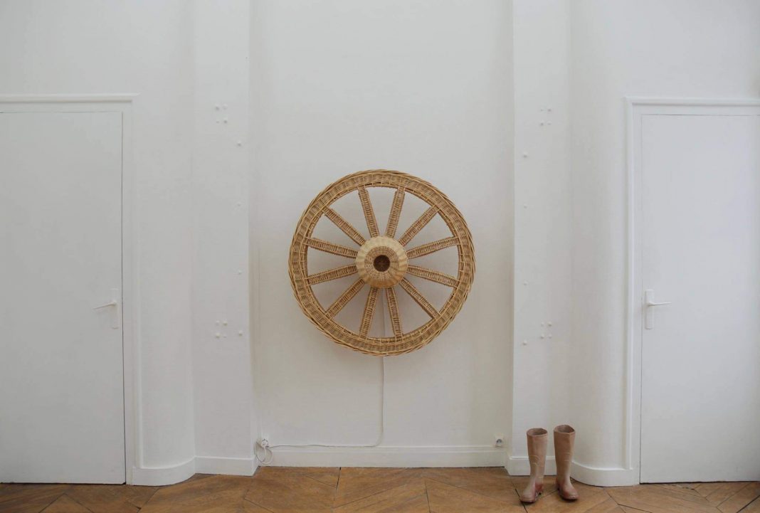 Rachel Labastie – Djelem Djelemhttps://www.exibart.com/repository/media/eventi/2017/03/rachel-labastie-8211-djelem-djelem-1068x721.jpg