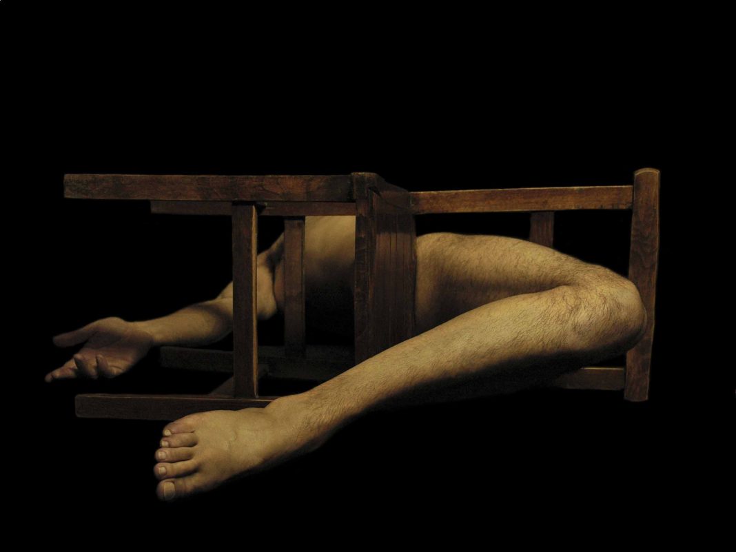 Rohn Meijer – Naked Chairhttps://www.exibart.com/repository/media/eventi/2017/03/rohn-meijer-8211-naked-chair-1068x801.jpg