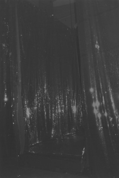 57° Biennale Padiglione Belga: Dirk Braeckmanhttps://www.exibart.com/repository/media/eventi/2017/05/57°-biennale-padiglione-belga-dirk-braeckman.jpg