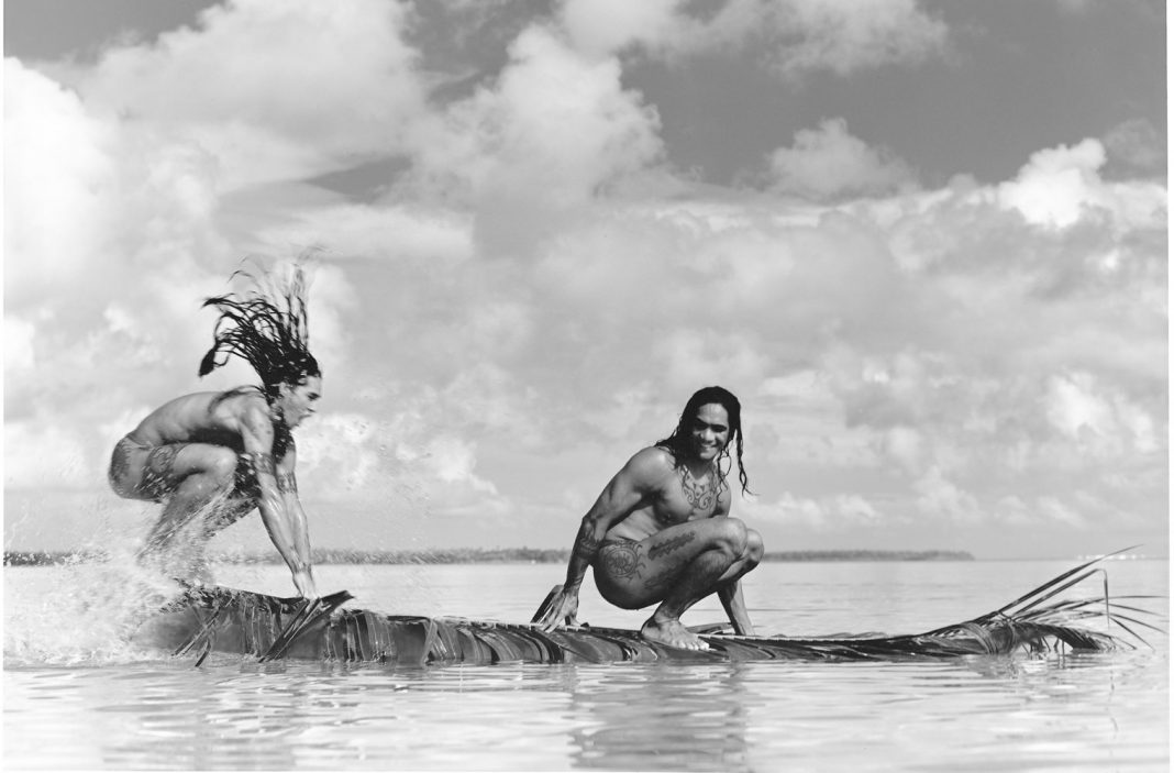 Gian Paolo Barbieri – In viaggiohttps://www.exibart.com/repository/media/eventi/2017/06/gian-paolo-barbieri-8211-in-viaggio-1068x703.jpg