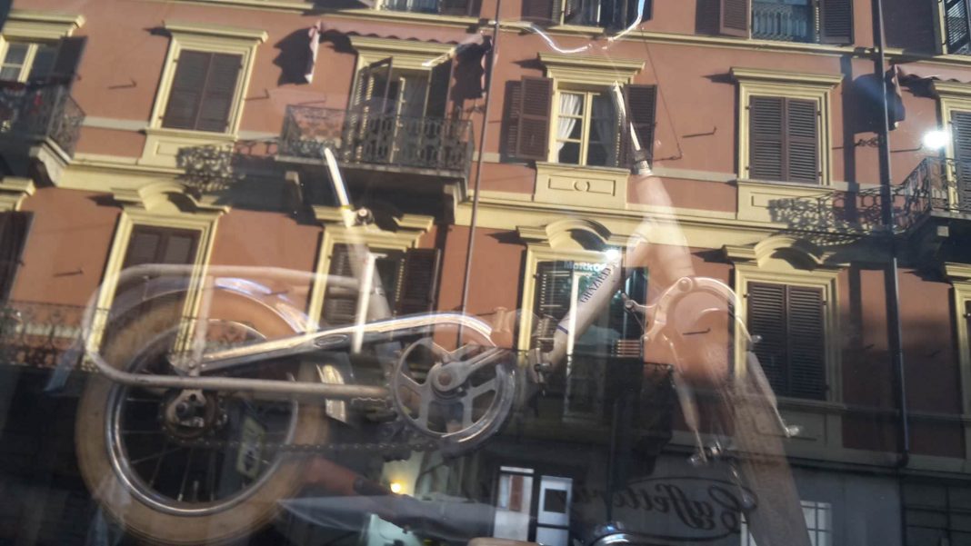 I Lumi del Viaggio. Mostra Contemporaneahttps://www.exibart.com/repository/media/eventi/2017/09/i-lumi-del-viaggio.-mostra-contemporanea-1068x601.jpg