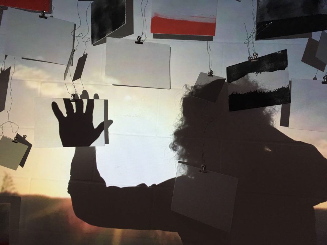 Pier Callegarini – Momentum. Sii sempre cosciente del momentohttps://www.exibart.com/repository/media/eventi/2017/10/pier-callegarini-8211-momentum.-sii-sempre-cosciente-del-momento-1068x801.jpg