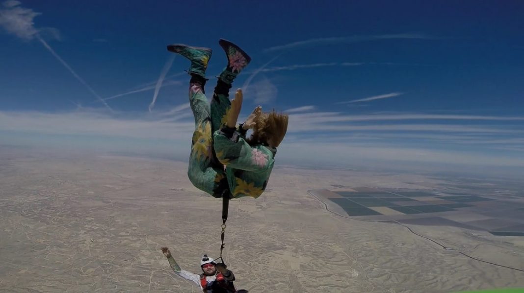 Nathaniel Mellors – Escape from Neolithichttps://www.exibart.com/repository/media/eventi/2017/11/nathaniel-mellors-8211-escape-from-neolithic-1068x599.jpg