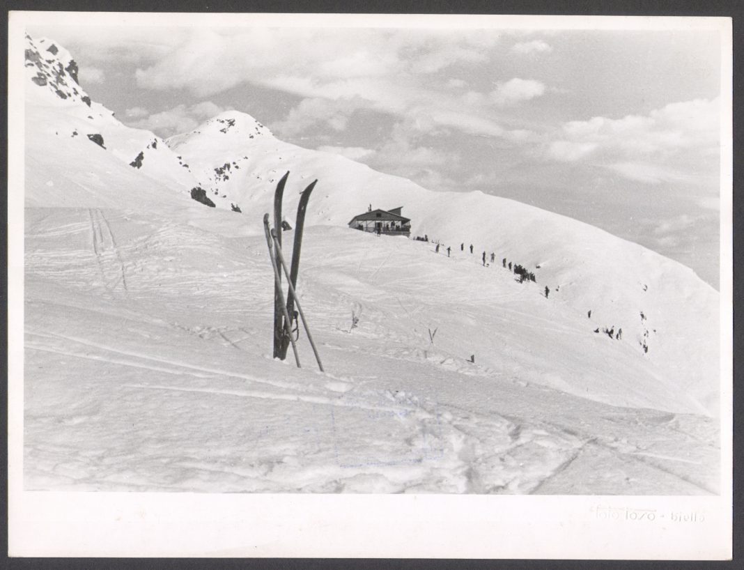 Neve. Sport invernali a Oropa 1920-1960https://www.exibart.com/repository/media/eventi/2017/11/neve.-sport-invernali-a-oropa-1920-1960-1-1068x818.jpg