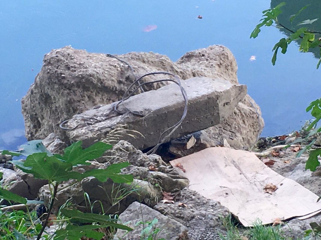 Stefano Canto – Sedimento (Archeologia dell’effimero)https://www.exibart.com/repository/media/eventi/2017/11/stefano-canto-8211-sedimento-archeologia-dell8217effimero-1068x801.jpg