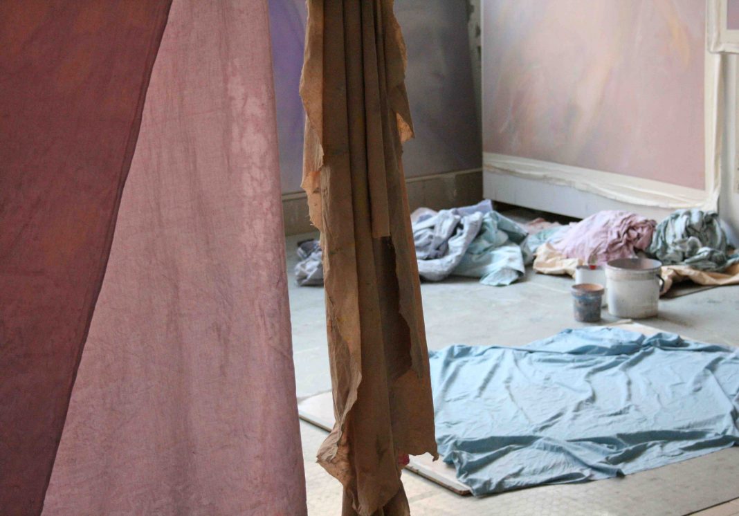 Alessandro Saturno – Before and after Gravityhttps://www.exibart.com/repository/media/eventi/2018/01/alessandro-saturno-8211-before-and-after-gravity-1068x746.jpg