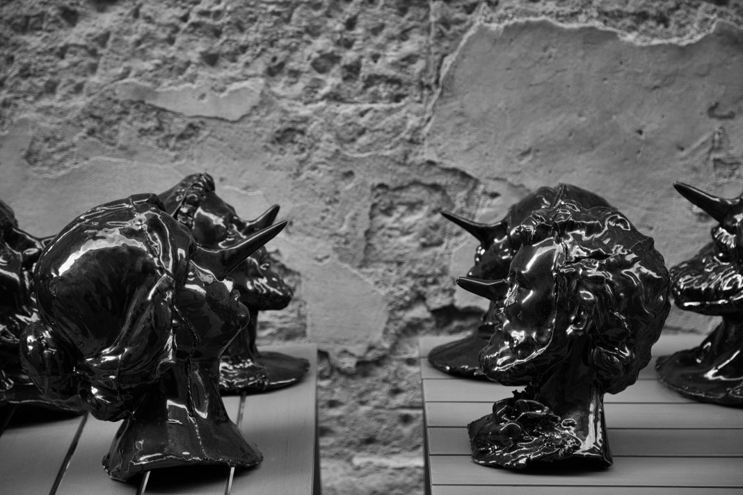 Giovanni Lamorgese –  A tu per tuhttps://www.exibart.com/repository/media/eventi/2018/01/giovanni-lamorgese-8211-a-tu-per-tu-1068x712.jpg