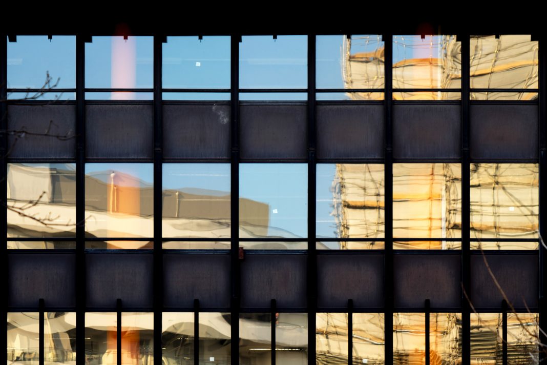 Alberto Bari – Geometrie nascostehttps://www.exibart.com/repository/media/eventi/2018/02/alberto-bari-8211-geometrie-nascoste-1068x712.jpg