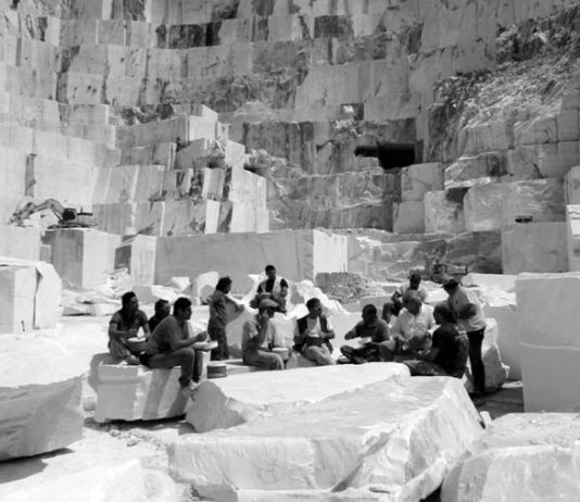 Francesco Fei  – Lightness: Proiezione del film