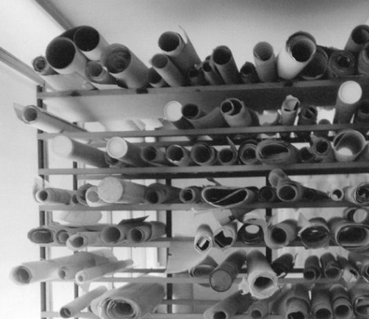 Luisa Pomar – Paper on paper