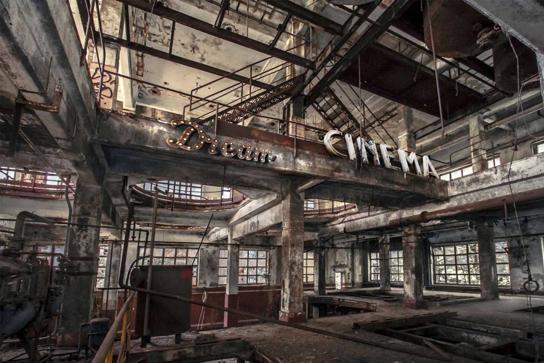 Matteo Farolfi – Time Machinehttps://www.exibart.com/repository/media/eventi/2018/02/matteo-farolfi-8211-time-machine-1068x712.jpg