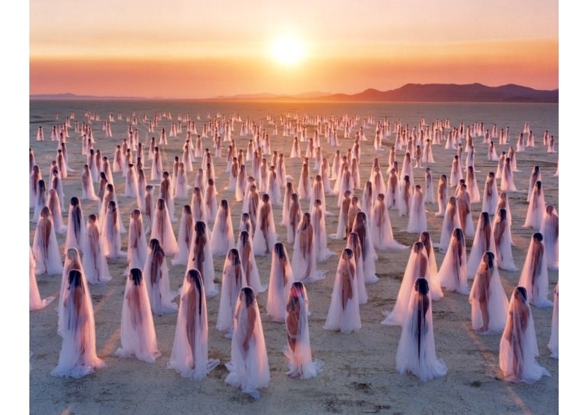 Spencer Tunick – Nudeshttps://www.exibart.com/repository/media/eventi/2018/04/spencer-tunick-8211-nudes.jpg