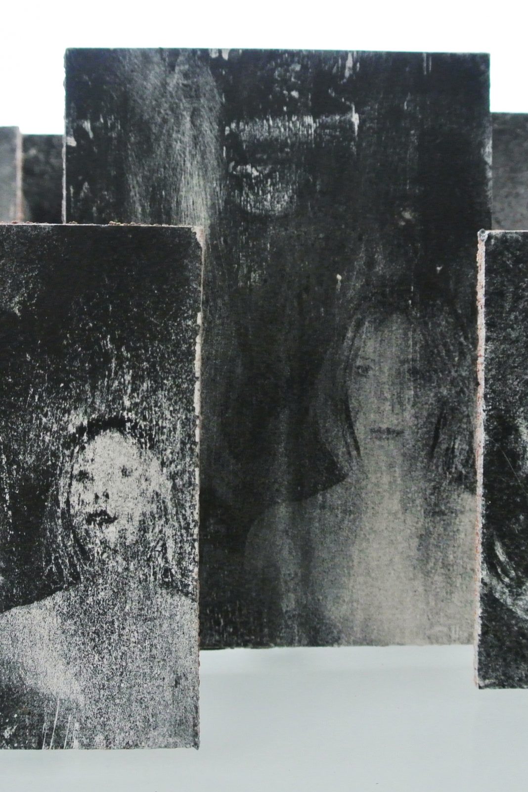 Silvia Celeste Calcagno – La plasticità del sé (room 60)https://www.exibart.com/repository/media/eventi/2018/06/silvia-celeste-calcagno-8211-la-plasticità-del-sé-room-60-1068x1601.jpg