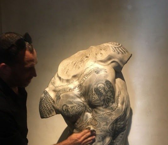 Fabio Viale – Kouros Fabio Viale – Kouros