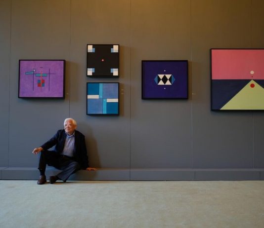 Ho Kan – Beyond Colors and Shapes