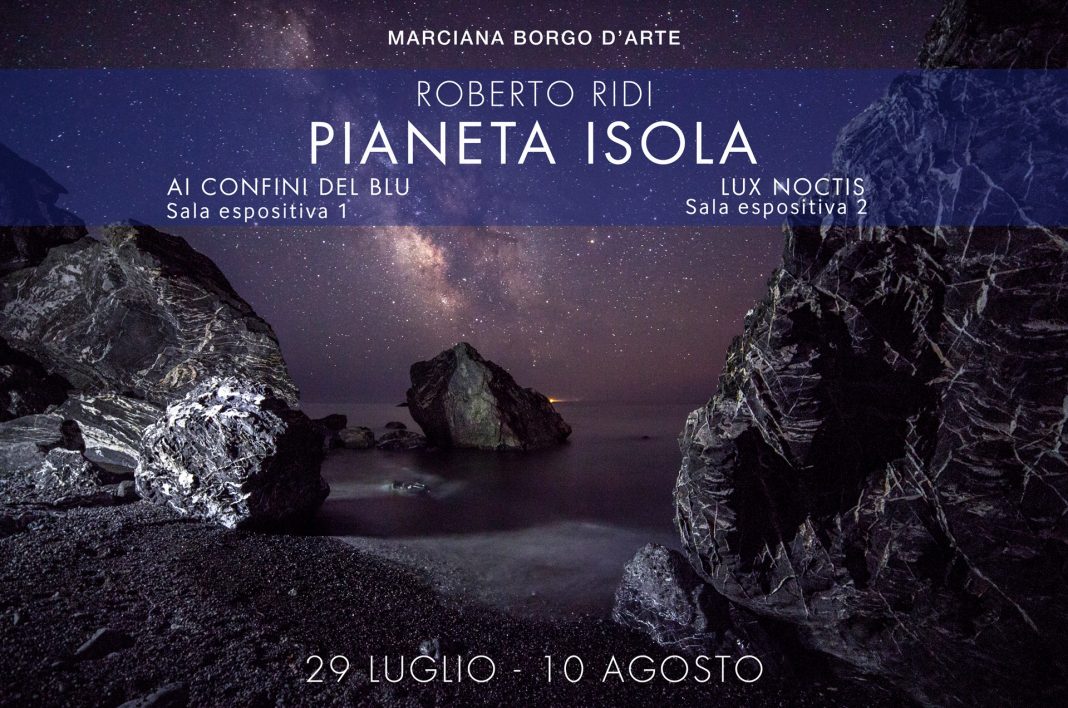 Roberto Ridi – Pianeta Isola. Ai confini del blu e lux noctishttps://www.exibart.com/repository/media/eventi/2018/08/roberto-ridi-8211-pianeta-isola.-ai-confini-del-blu-e-lux-noctis-1068x708.jpg