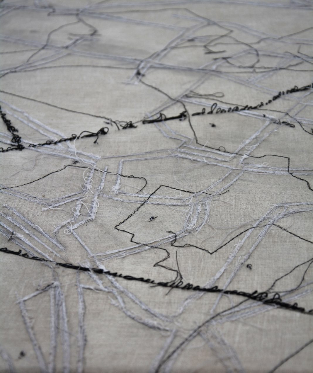 Giulio Locatelli – Tracciatihttps://www.exibart.com/repository/media/eventi/2018/09/giulio-locatelli-8211-tracciati-1068x1273.jpg