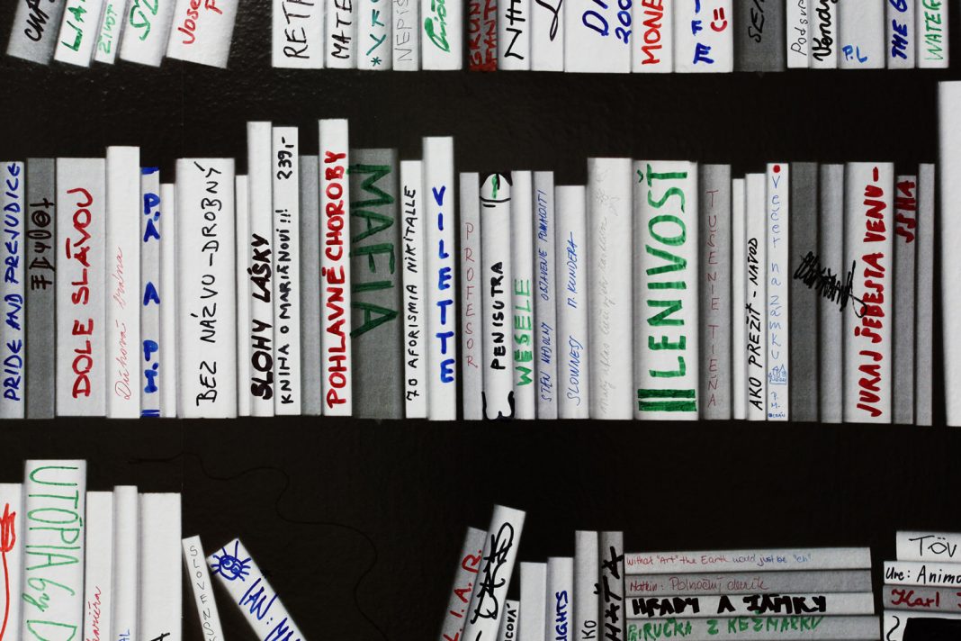 Shubigi Rao / Jaro Varga – About Bookshttps://www.exibart.com/repository/media/eventi/2018/09/shubigi-rao-jaro-varga-8211-about-books-1068x712.jpg