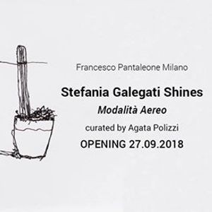 Stefania Galegati Shines – Modalità Aereo