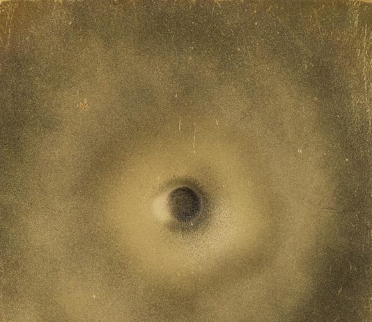 Black Hole. Arte e matericità tra Informe e Invisibile