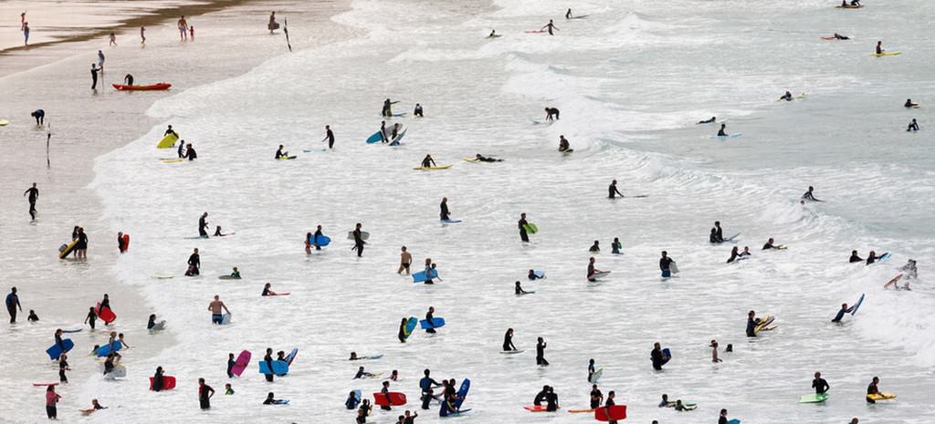 Martin Parr – Beach Therapyhttps://www.exibart.com/repository/media/eventi/2018/10/martin-parr-–-beach-therapy.jpg