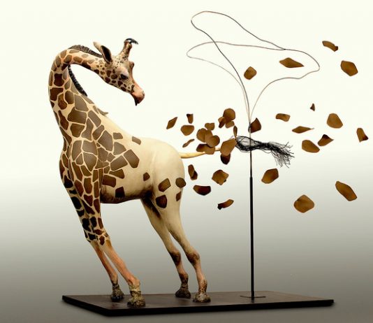 Sandro Gorra  – Noi, giraffe nude. Sculture, illustrazioni e dipinti