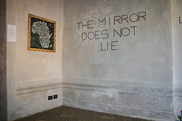 Michel Giughese – The mirror does not lie