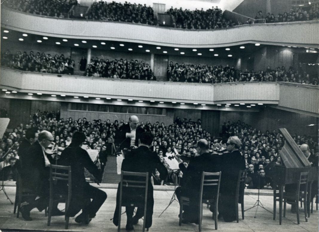 La straordinaria storia de I Virtuosi di Roma di Renato Fasanohttps://www.exibart.com/repository/media/eventi/2019/01/la-straordinaria-storia-de-i-virtuosi-di-roma-di-renato-fasano-1068x779.jpg