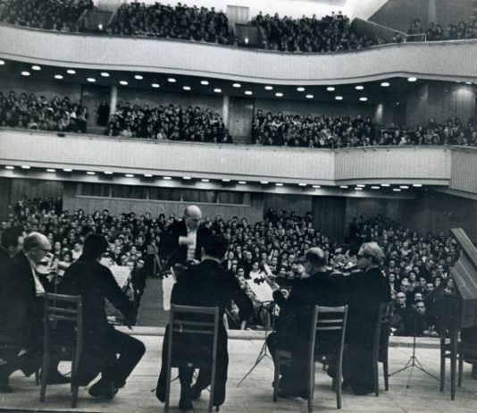 La straordinaria storia de I Virtuosi di Roma di Renato Fasano La straordinaria storia de I Virtuosi di Roma di Renato Fasano