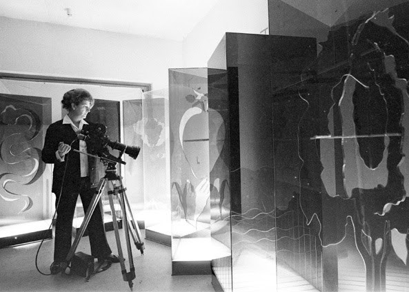 Luce Movimento. Il cinema sperimentale di Marinella Pirellihttps://www.exibart.com/repository/media/eventi/2019/03/luce-movimento.-il-cinema-sperimentale-di-marinella-pirelli-2.jpg