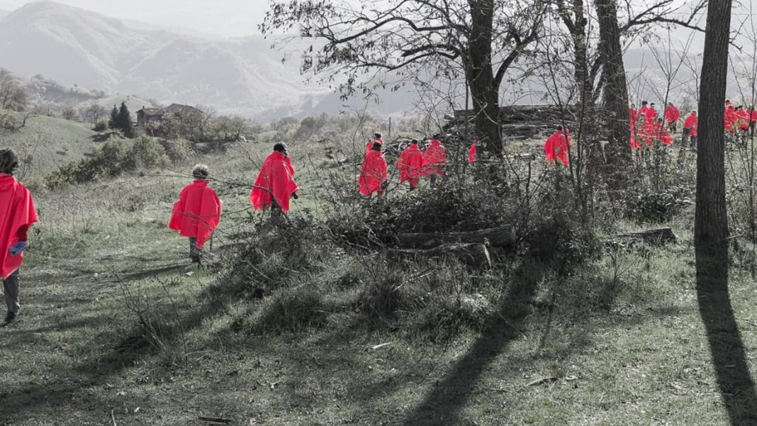 Silvia Petronici – A piedi nudi ballano i santi. Presentazione del librohttps://www.exibart.com/repository/media/eventi/2019/04/silvia-petronici-8211-a-piedi-nudi-ballano-i-santi.-presentazione-del-libro-1068x601.jpg