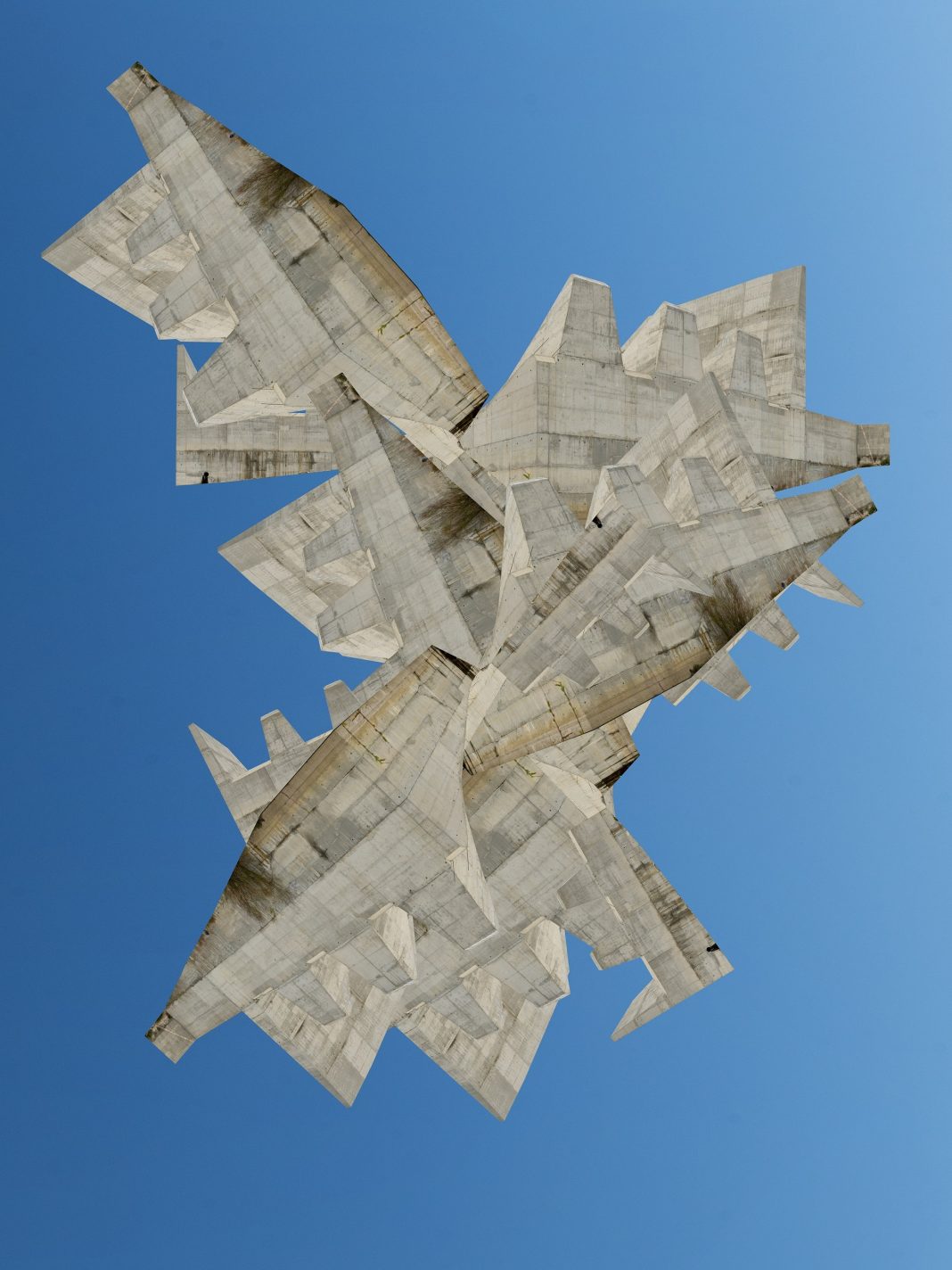 Alterazioni Video – Incompiuto: la nascita di uno stilehttps://www.exibart.com/repository/media/eventi/2019/06/alterazioni-video-8211-incompiuto-la-nascita-di-uno-stile-1068x1424.jpg