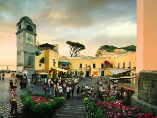 PINO IN PIAZZETTA
