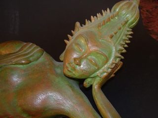 "BUDDHA SOGNANTE"
Particolare di scultura di Buddha Sognante.
Scultura eseguita con argilla rossa di Montelupo (Toscana).
Realizzata nell'anno 1981 da Gianpiero De Salvo (non in vendita)