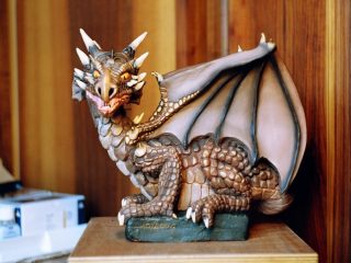 DRAGO DI BRONZO - Realizzato con argilla rossa di Montelupo (Toscana), dipinto con acrilici da S. Marchesini(10/2004)